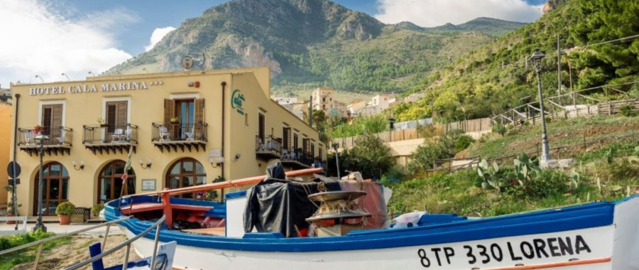Hotel Cala Marina